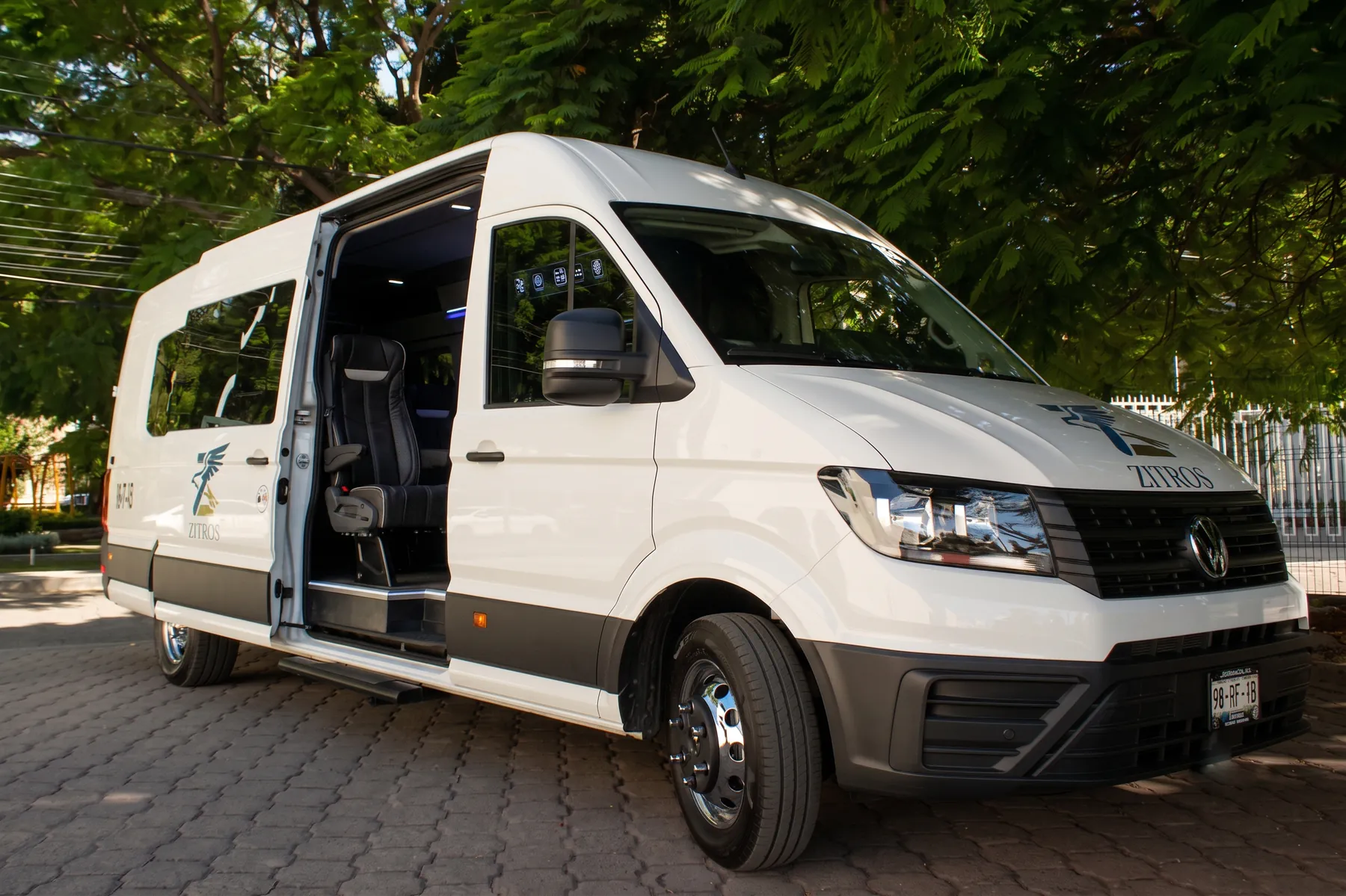 VW Crafter Zitros puerta abierta
